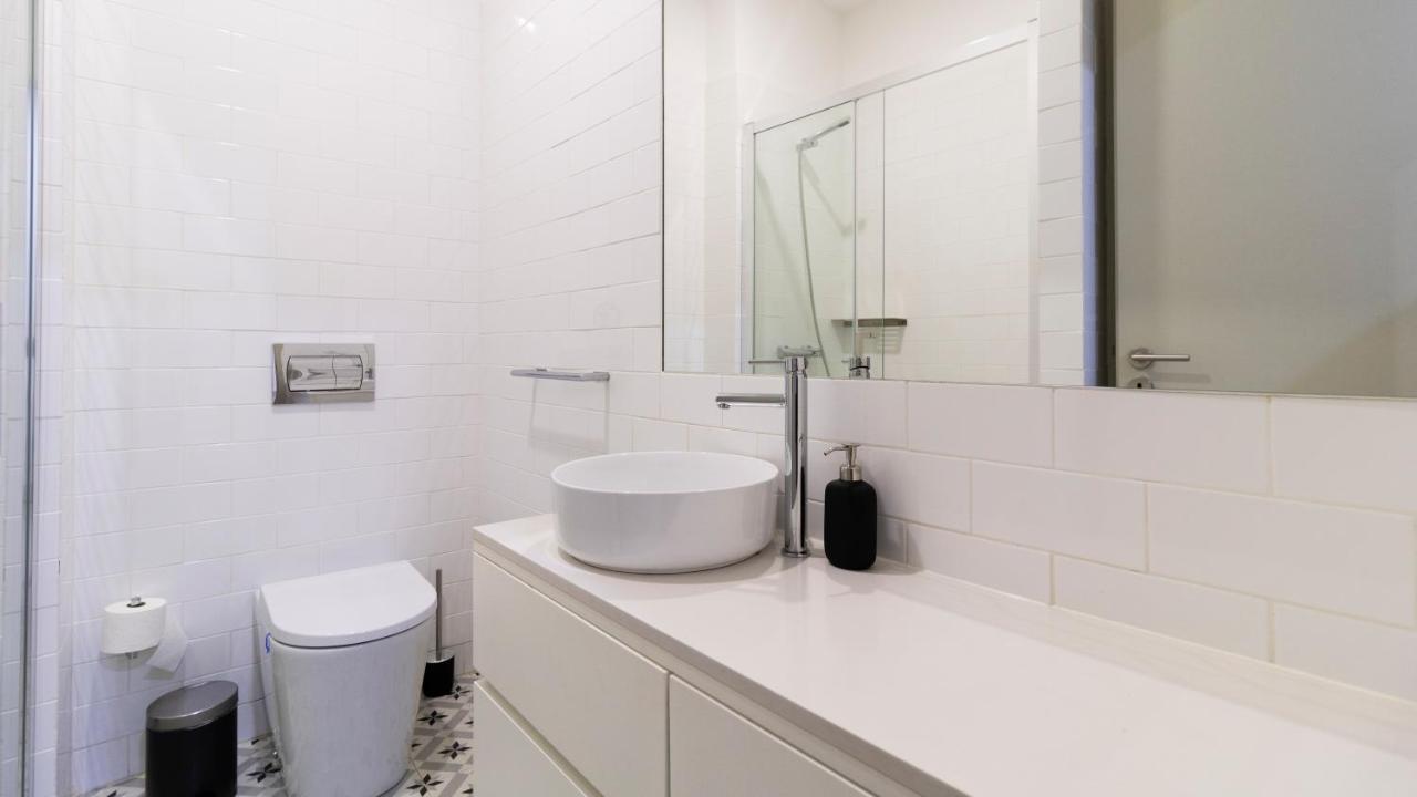 Central Stunning Duplex W/ Patio By Lovelystay Porto Exterior photo